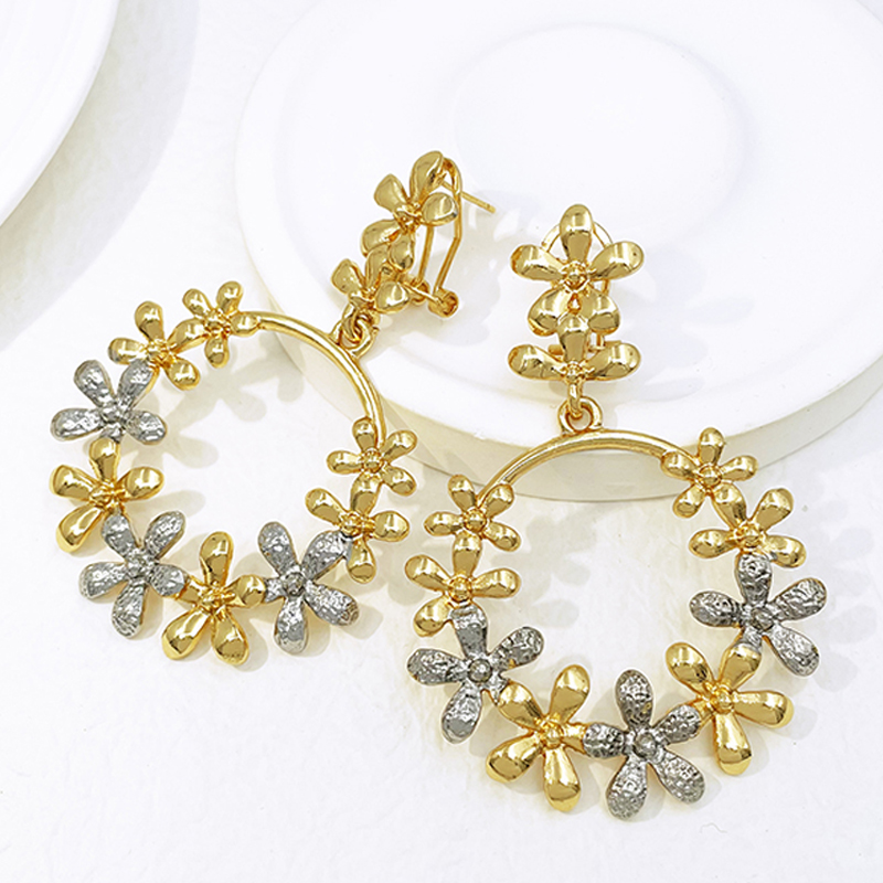 Women Big Drop Earrings 18K Go - Women'S Accessories Trends 2026 评论和价格