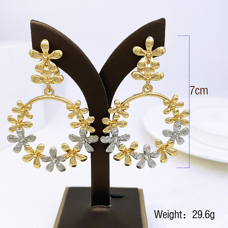 Women Big Drop Earrings 18K Go - Women'S Accessories Trends 2026 评论和价格