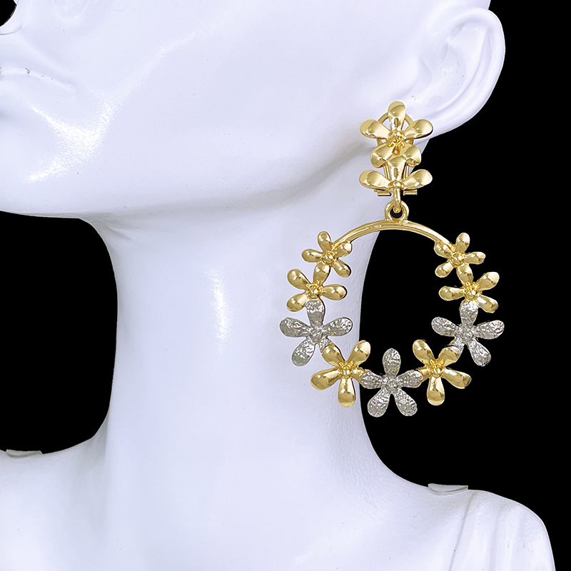 Women Big Drop Earrings 18K Go - Women'S Accessories Trends 2026 评论和价格