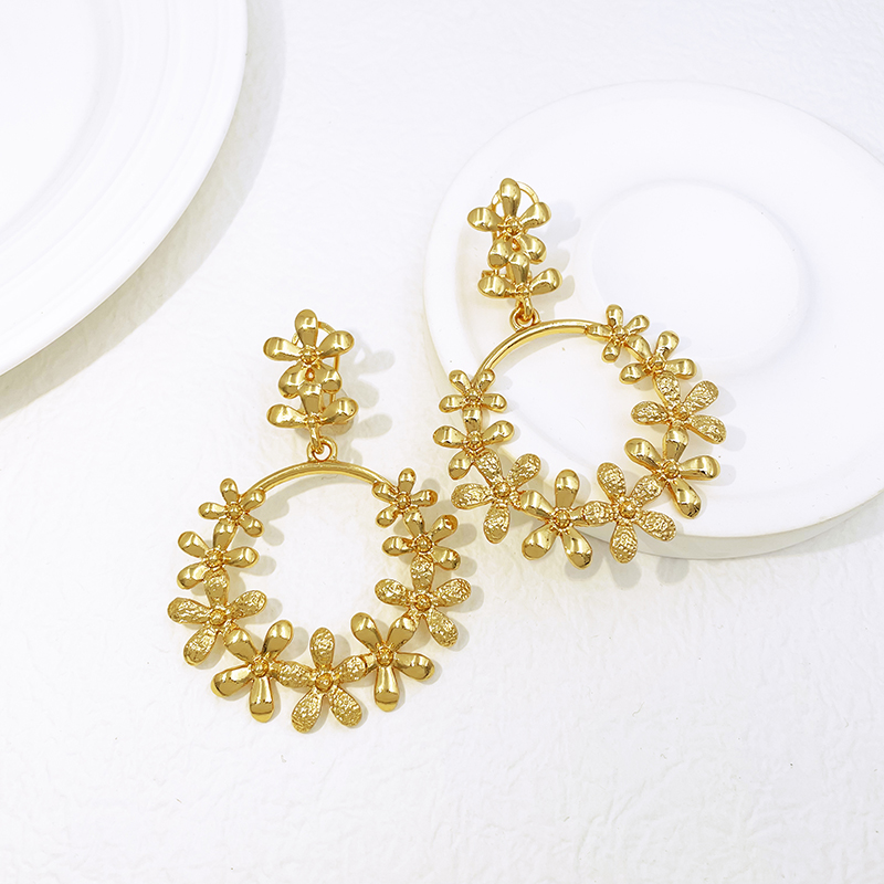 Women Big Drop Earrings 18K Go - Women'S Accessories Trends 2026 评论和价格