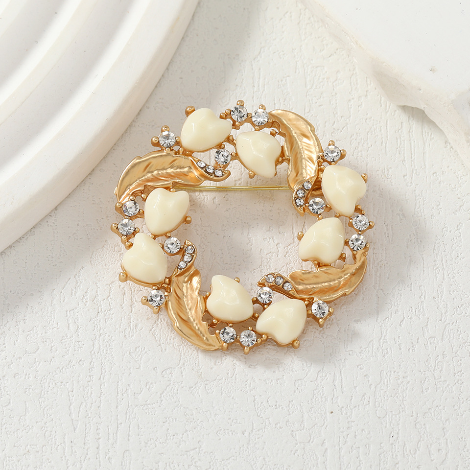 Vintage Love Pearl Flower Broo - Women Accessories Bouquet 评论和价格